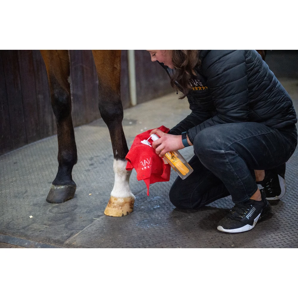 Muck Off – spray pentru îndepărtarea petelor, 500 ml - Image 2